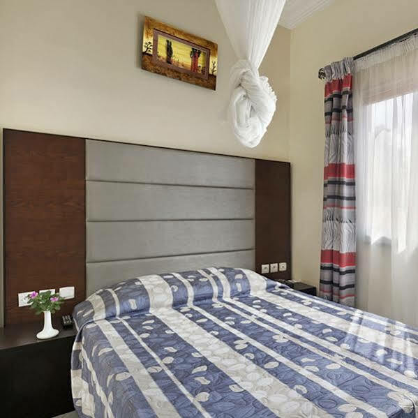 Dunia Hotel Ouagadougou Loumbila Zewnętrze zdjęcie